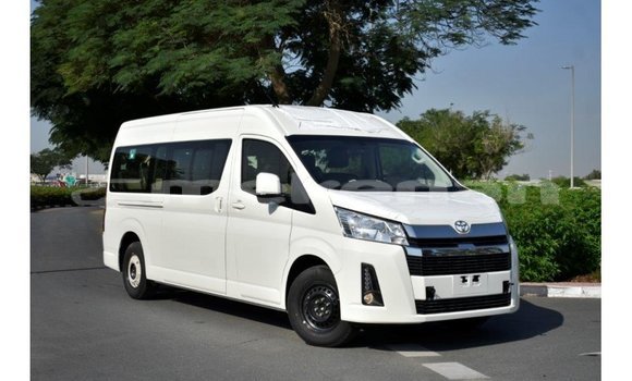 Buy Import Toyota Hiace White Car in Import - Dubai in Aragatsotn Buy Import Toyota Hiace White Car in Import - Dubai in Aragatsotn