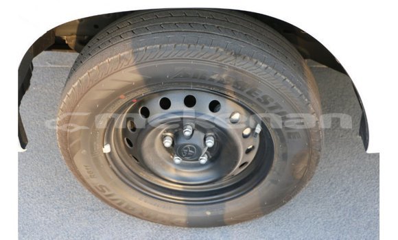 Buy Import Toyota Hilux White Car in Import - Dubai in Aragatsotn Buy Import Toyota Hilux White Car in Import - Dubai in Aragatsotn