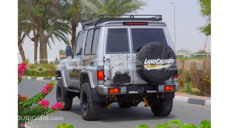 Big with watermark toyota land cruiser aragatsotn import dubai 1900