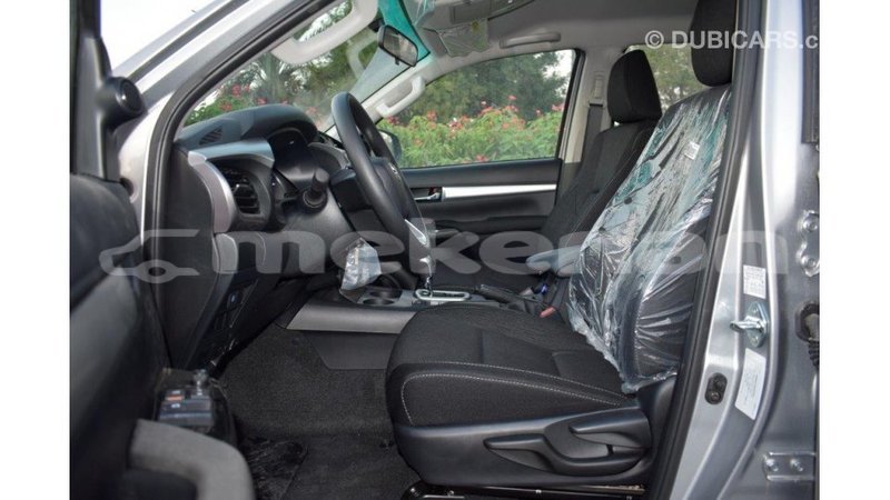 Big with watermark toyota hilux aragatsotn import dubai 1901