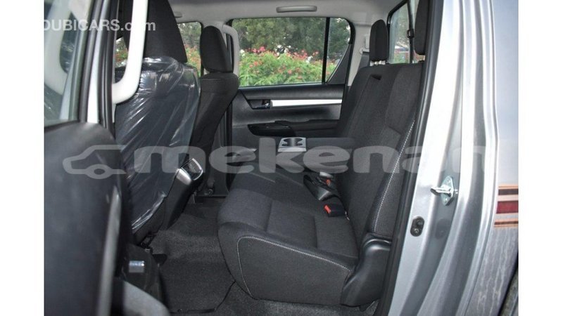 Big with watermark toyota hilux aragatsotn import dubai 1901