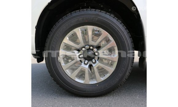 Buy Import Toyota Prado White Car in Import - Dubai in Aragatsotn Buy Import Toyota Prado White Car in Import - Dubai in Aragatsotn