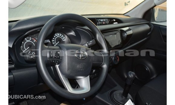 Buy Import Toyota Hilux White Car in Import - Dubai in Aragatsotn Buy Import Toyota Hilux White Car in Import - Dubai in Aragatsotn