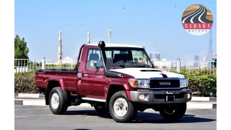 Big with watermark toyota land cruiser aragatsotn import dubai 1905