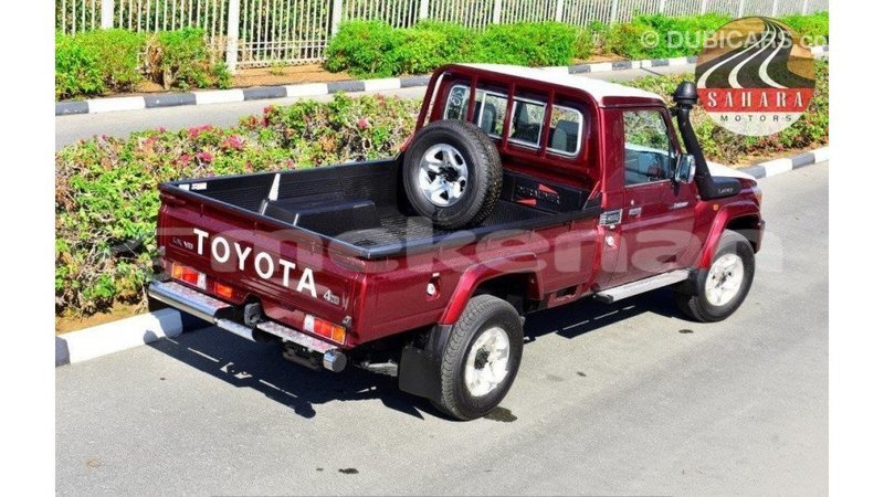 Big with watermark toyota land cruiser aragatsotn import dubai 1905