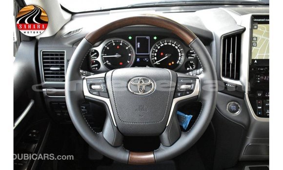Buy Import Toyota Land Cruiser Black Car in Import - Dubai in Aragatsotn Buy Import Toyota Land Cruiser Black Car in Import - Dubai in Aragatsotn