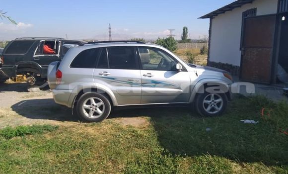 Buy Used Toyota RAV4 Silver Car in Yerevan in Yerevan