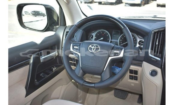Buy Import Toyota Land Cruiser Black Car in Import - Dubai in Aragatsotn Buy Import Toyota Land Cruiser Black Car in Import - Dubai in Aragatsotn