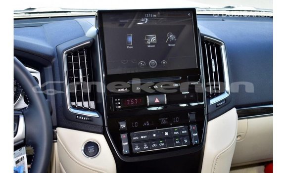 Buy Import Toyota Land Cruiser Black Car in Import - Dubai in Aragatsotn Buy Import Toyota Land Cruiser Black Car in Import - Dubai in Aragatsotn