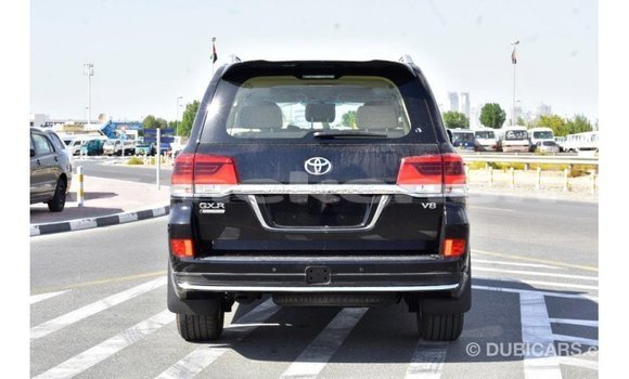 Buy Import Toyota Land Cruiser Black Car in Import - Dubai in Aragatsotn Buy Import Toyota Land Cruiser Black Car in Import - Dubai in Aragatsotn
