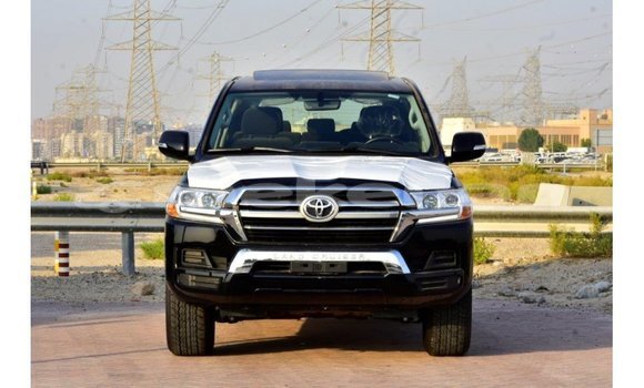 Buy Import Toyota Land Cruiser Black Car in Import - Dubai in Aragatsotn Buy Import Toyota Land Cruiser Black Car in Import - Dubai in Aragatsotn