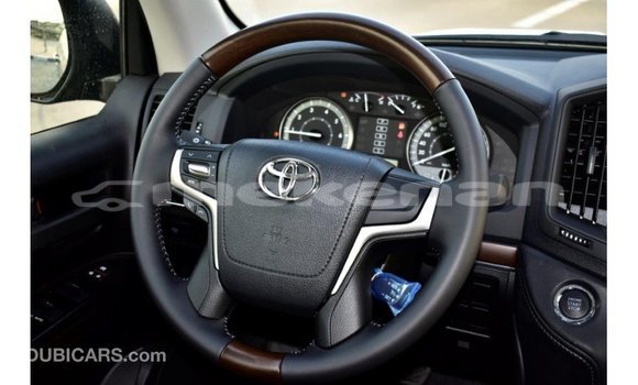 Buy Import Toyota Land Cruiser Black Car in Import - Dubai in Aragatsotn Buy Import Toyota Land Cruiser Black Car in Import - Dubai in Aragatsotn