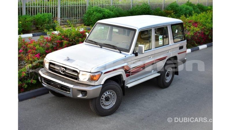 Big with watermark toyota land cruiser aragatsotn import dubai 1916