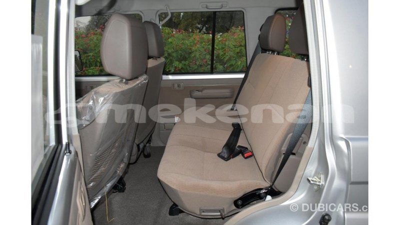 Big with watermark toyota land cruiser aragatsotn import dubai 1916