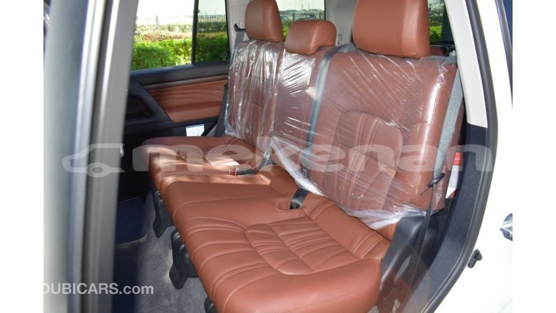 Big with watermark toyota land cruiser aragatsotn import dubai 1919