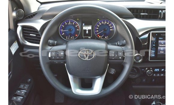 Buy Import Toyota Hilux White Car in Import - Dubai in Aragatsotn Buy Import Toyota Hilux White Car in Import - Dubai in Aragatsotn