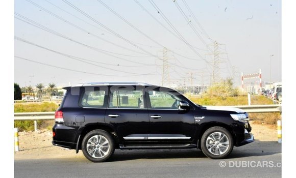 Buy Import Toyota Land Cruiser Black Car in Import - Dubai in Aragatsotn Buy Import Toyota Land Cruiser Black Car in Import - Dubai in Aragatsotn