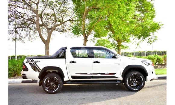 Buy Import Toyota Hilux White Car in Import - Dubai in Aragatsotn Buy Import Toyota Hilux White Car in Import - Dubai in Aragatsotn