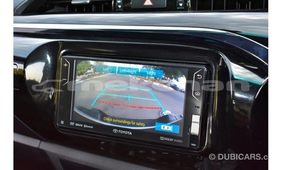 Buy Import Toyota Hilux White Car in Import - Dubai in Aragatsotn Buy Import Toyota Hilux White Car in Import - Dubai in Aragatsotn