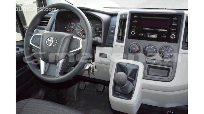 Big with watermark toyota hiace aragatsotn import dubai 1931