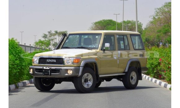 Buy Import Toyota Land Cruiser Beige Car in Import - Dubai in Aragatsotn Buy Import Toyota Land Cruiser Beige Car in Import - Dubai in Aragatsotn