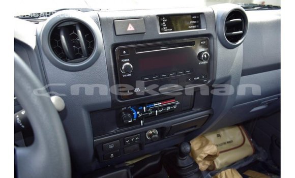 Buy Import Toyota Land Cruiser Beige Car in Import - Dubai in Aragatsotn Buy Import Toyota Land Cruiser Beige Car in Import - Dubai in Aragatsotn