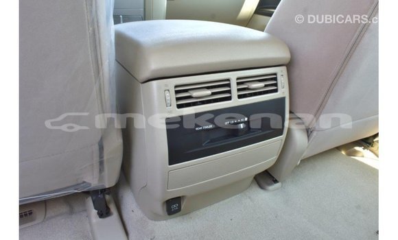 Buy Import Toyota Land Cruiser White Car in Import - Dubai in Aragatsotn Buy Import Toyota Land Cruiser White Car in Import - Dubai in Aragatsotn