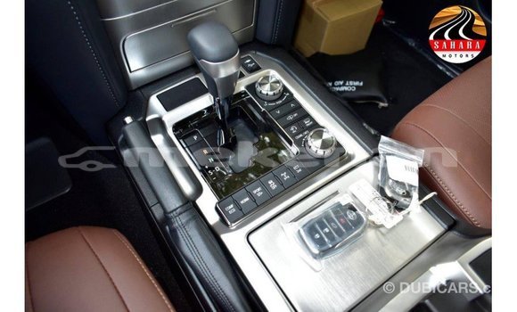 Buy Import Toyota Land Cruiser Black Car in Import - Dubai in Aragatsotn Buy Import Toyota Land Cruiser Black Car in Import - Dubai in Aragatsotn