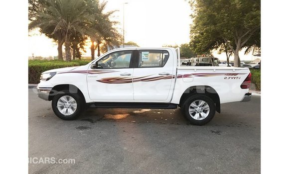 Buy Import Toyota Hilux White Car in Import - Dubai in Aragatsotn Buy Import Toyota Hilux White Car in Import - Dubai in Aragatsotn