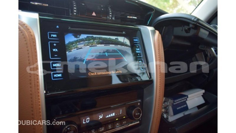 Big with watermark toyota fortuner aragatsotn import dubai 1937