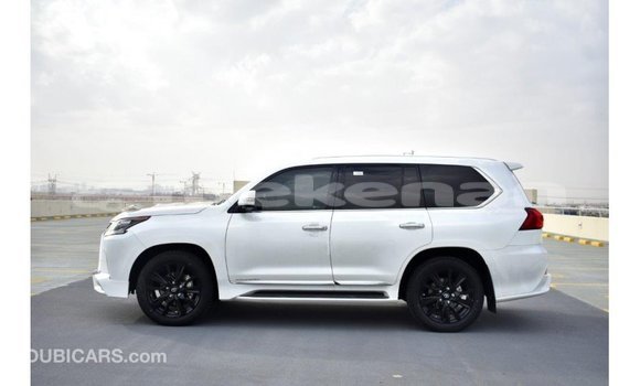 Buy Import Lexus LX White Car in Import - Dubai in Aragatsotn Buy Import Lexus LX White Car in Import - Dubai in Aragatsotn