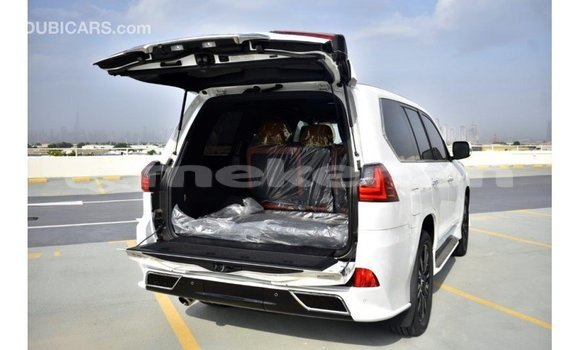 Buy Import Lexus LX White Car in Import - Dubai in Aragatsotn Buy Import Lexus LX White Car in Import - Dubai in Aragatsotn