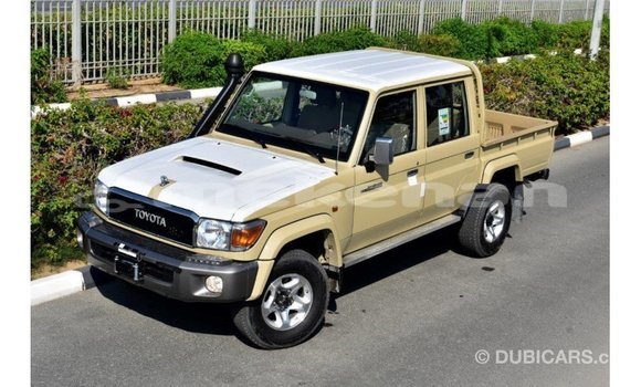 Buy Import Toyota Land Cruiser Beige Car in Import - Dubai in Aragatsotn Buy Import Toyota Land Cruiser Beige Car in Import - Dubai in Aragatsotn