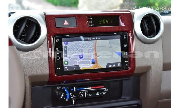 Buy Import Toyota Land Cruiser Beige Car in Import - Dubai in Aragatsotn Buy Import Toyota Land Cruiser Beige Car in Import - Dubai in Aragatsotn