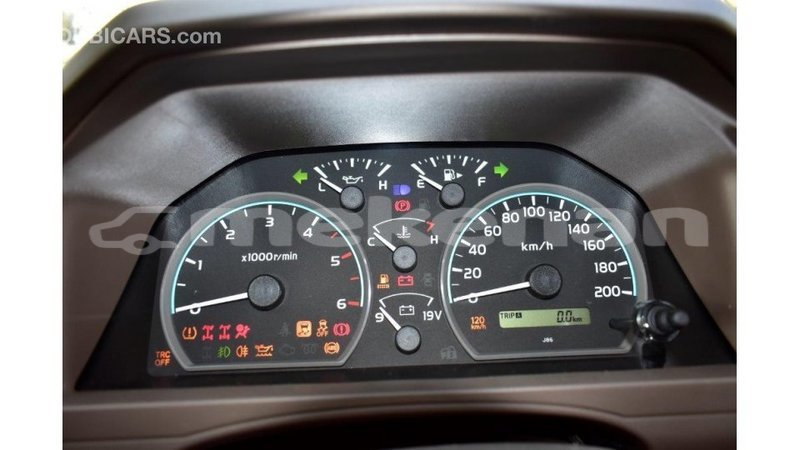 Big with watermark toyota land cruiser aragatsotn import dubai 1939