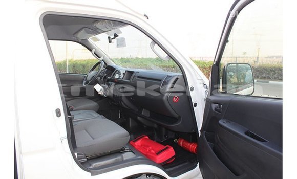 Buy Import Toyota Hiace White Car in Import - Dubai in Aragatsotn Buy Import Toyota Hiace White Car in Import - Dubai in Aragatsotn