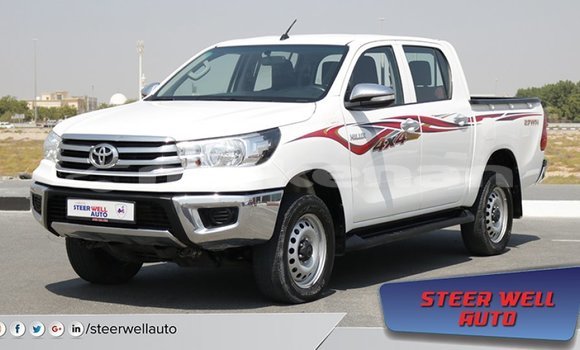 Buy Import Toyota Hilux White Car in Import - Dubai in Aragatsotn Buy Import Toyota Hilux White Car in Import - Dubai in Aragatsotn