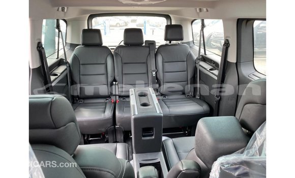 Buy Import Peugeot Traveller Black Car in Import - Dubai in Aragatsotn Buy Import Peugeot Traveller Black Car in Import - Dubai in Aragatsotn
