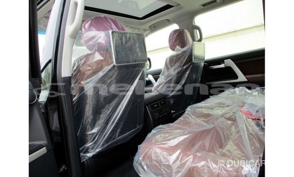 Buy Import Toyota Land Cruiser Black Car in Import - Dubai in Aragatsotn Buy Import Toyota Land Cruiser Black Car in Import - Dubai in Aragatsotn