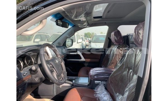 Buy Import Toyota Land Cruiser Black Car in Import - Dubai in Aragatsotn Buy Import Toyota Land Cruiser Black Car in Import - Dubai in Aragatsotn