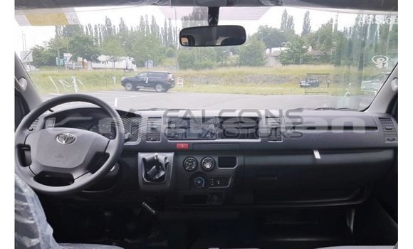 Buy Import Toyota Hiace White Car in Import - Dubai in Aragatsotn Buy Import Toyota Hiace White Car in Import - Dubai in Aragatsotn