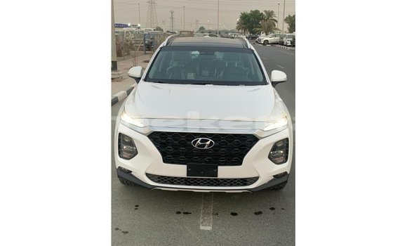 Buy Import Hyundai Santa Fe White Car in Import - Dubai in Aragatsotn Buy Import Hyundai Santa Fe White Car in Import - Dubai in Aragatsotn