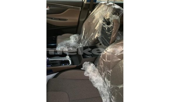 Buy Import Hyundai Santa Fe White Car in Import - Dubai in Aragatsotn Buy Import Hyundai Santa Fe White Car in Import - Dubai in Aragatsotn