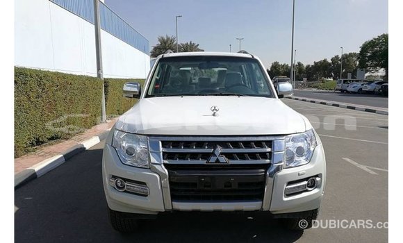 Buy Import Mitsubishi Pajero White Car in Import - Dubai in Aragatsotn Buy Import Mitsubishi Pajero White Car in Import - Dubai in Aragatsotn