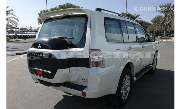 Buy Import Mitsubishi Pajero White Car in Import - Dubai in Aragatsotn Buy Import Mitsubishi Pajero White Car in Import - Dubai in Aragatsotn