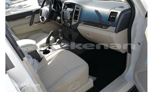 Buy Import Mitsubishi Pajero White Car in Import - Dubai in Aragatsotn Buy Import Mitsubishi Pajero White Car in Import - Dubai in Aragatsotn