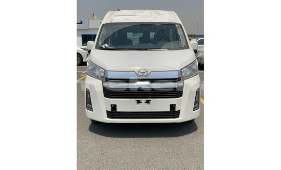 Buy Import Toyota Hiace White Car in Import - Dubai in Aragatsotn Buy Import Toyota Hiace White Car in Import - Dubai in Aragatsotn