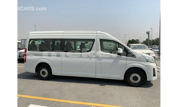 Buy Import Toyota Hiace White Car in Import - Dubai in Aragatsotn Buy Import Toyota Hiace White Car in Import - Dubai in Aragatsotn
