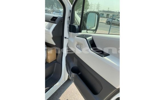 Buy Import Toyota Hiace White Car in Import - Dubai in Aragatsotn Buy Import Toyota Hiace White Car in Import - Dubai in Aragatsotn