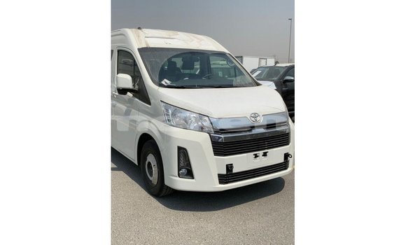 Buy Import Toyota Hiace White Car in Import - Dubai in Aragatsotn Buy Import Toyota Hiace White Car in Import - Dubai in Aragatsotn